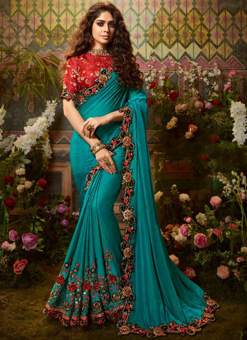 Decent Look Silk Fabric Saree With Contrast Fancy Blouse Piece