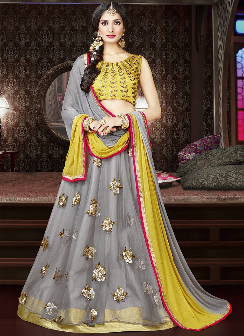 Contrast sales lehenga choli