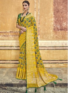 Attractive Patola Print Saree With Fancy Blouse Piece