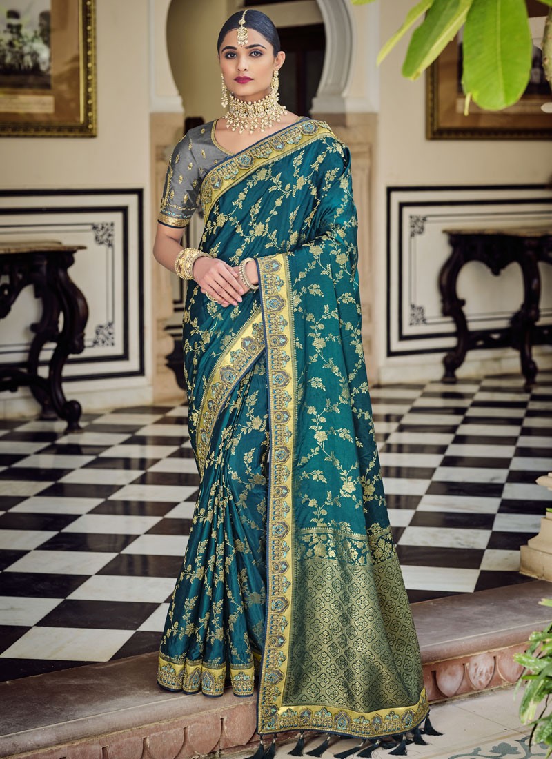 Top more than 147 latest kathpadar saree blouse designs super hot ...
