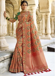 Stylish Banarasi Silk Saree With Contrast heavy Wo